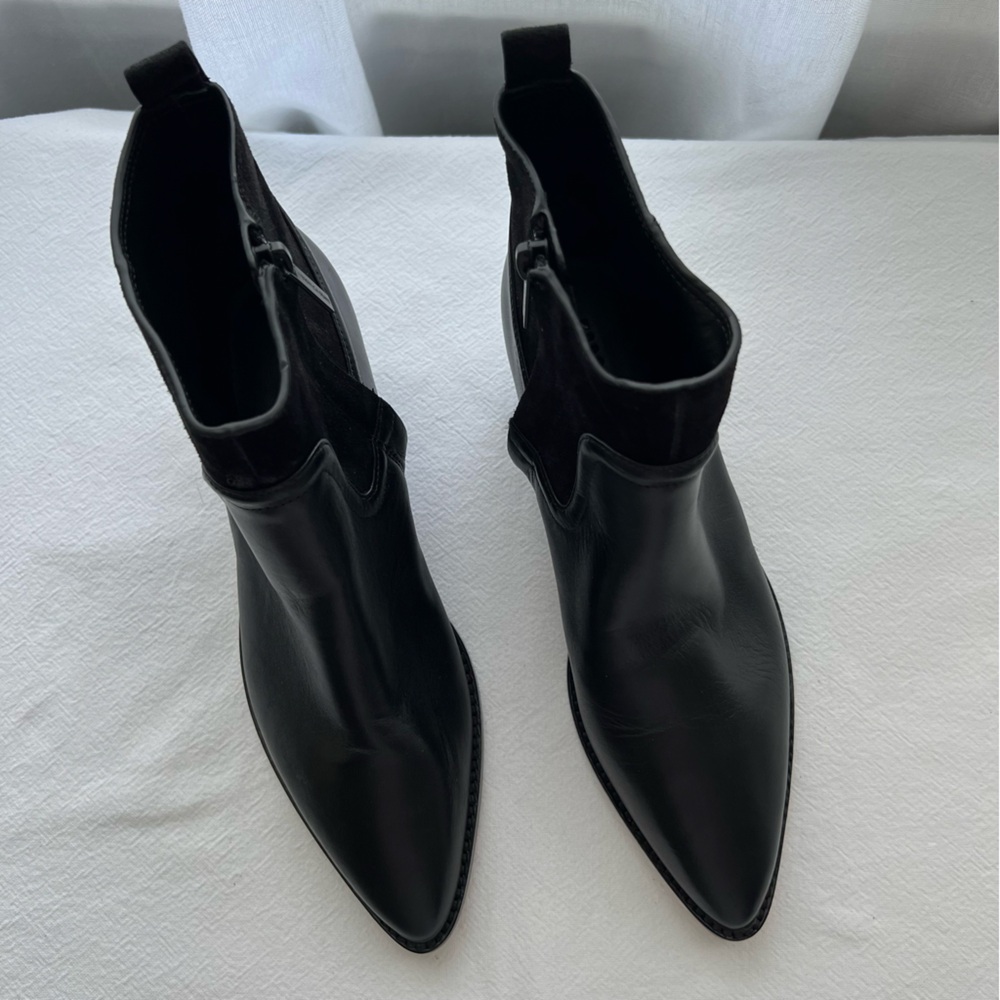 Veronica Beard Kinsley Mixed Leather Ankle Booties in Black Size 6.5 New - Picture 5 of 9